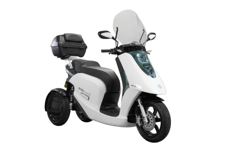 ECCity Model 3 Electric Motorcycle White with Top Box