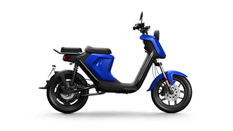 uqigt-blue-side-1536x864