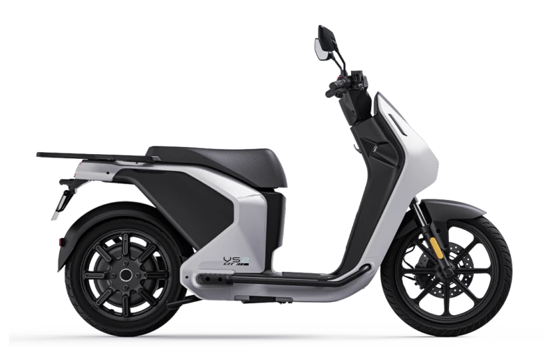 Vmoto VS2 CITI electric delivery scooter in white, side view